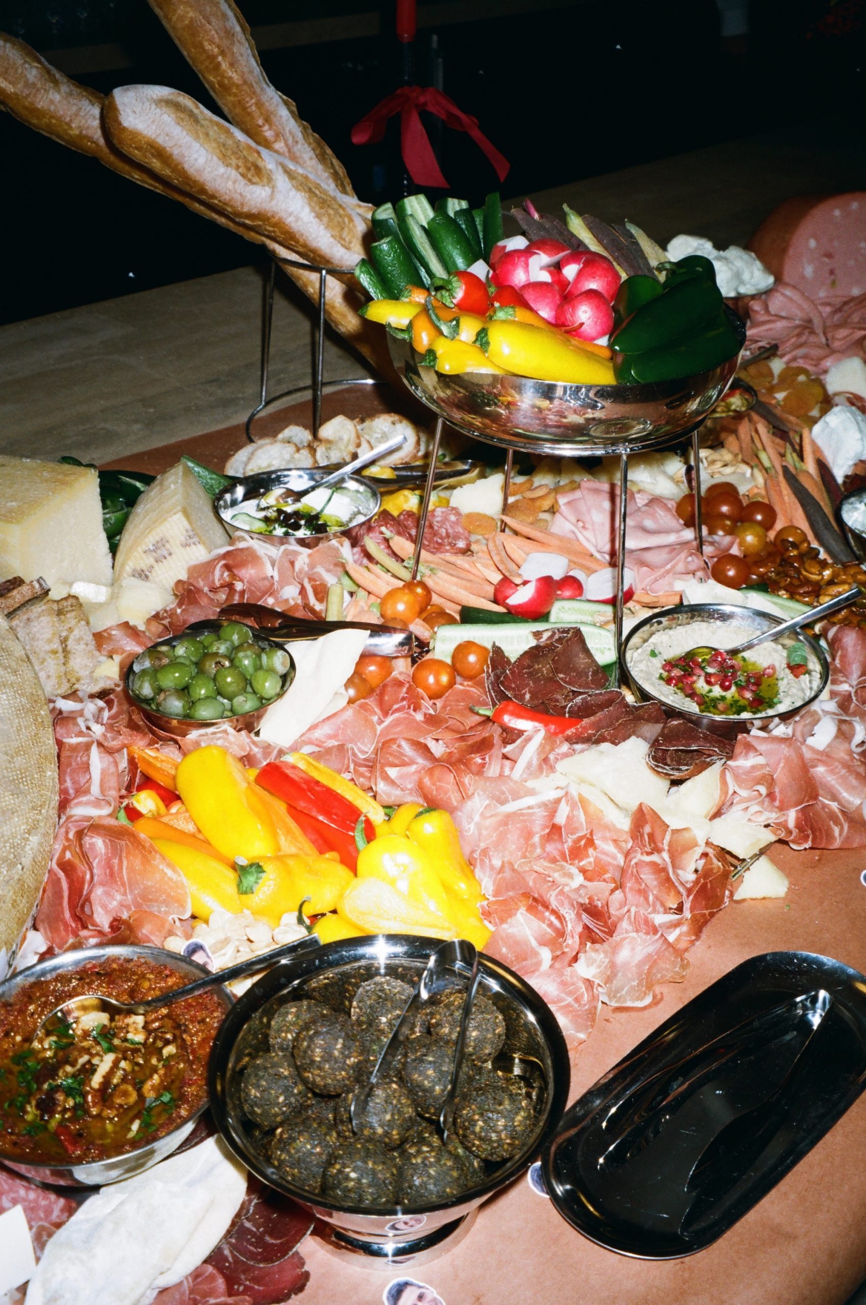 Het verlovingsfeest van Savana Peetoom in New York