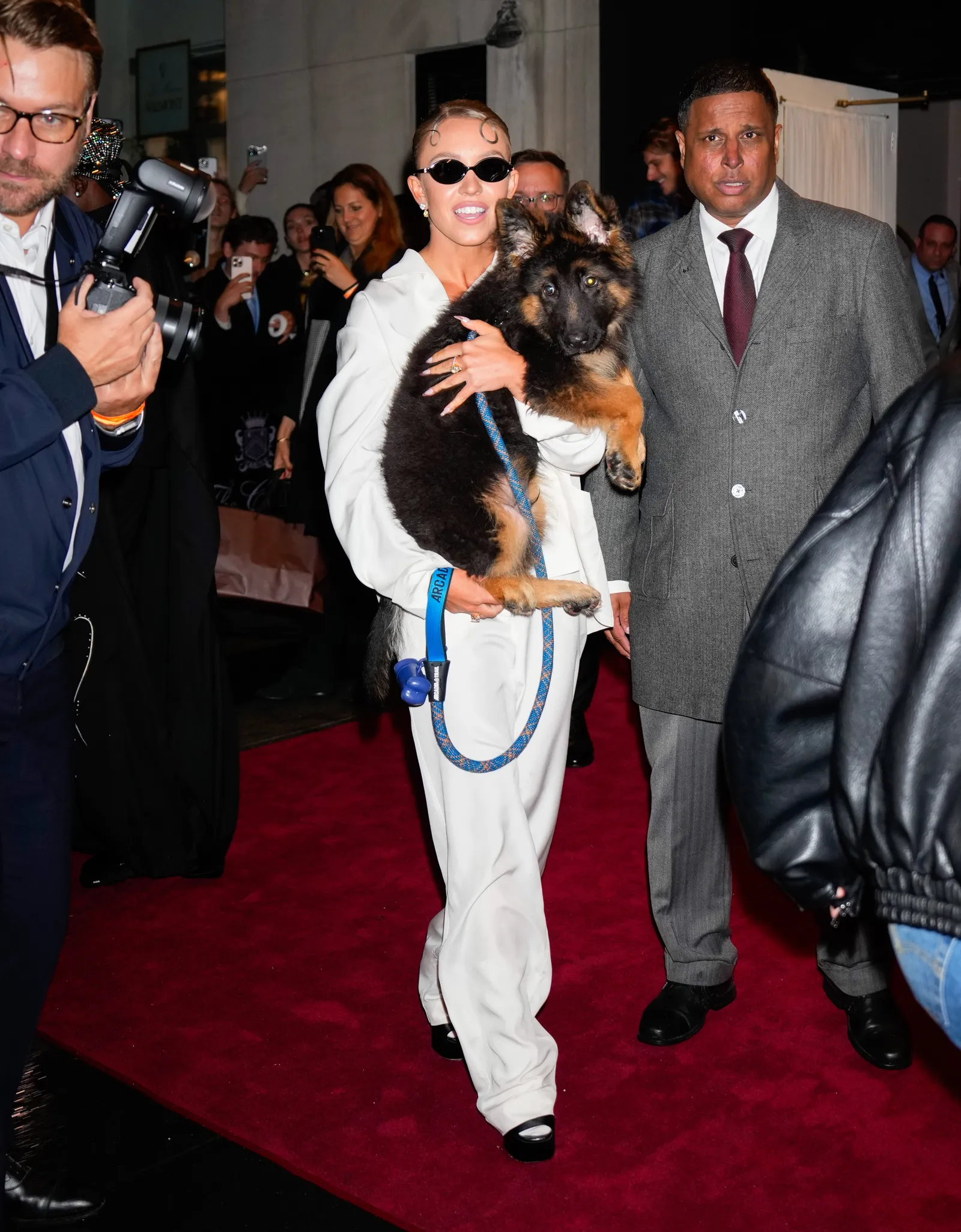 Sydney Sweeney en haar hond Sully.