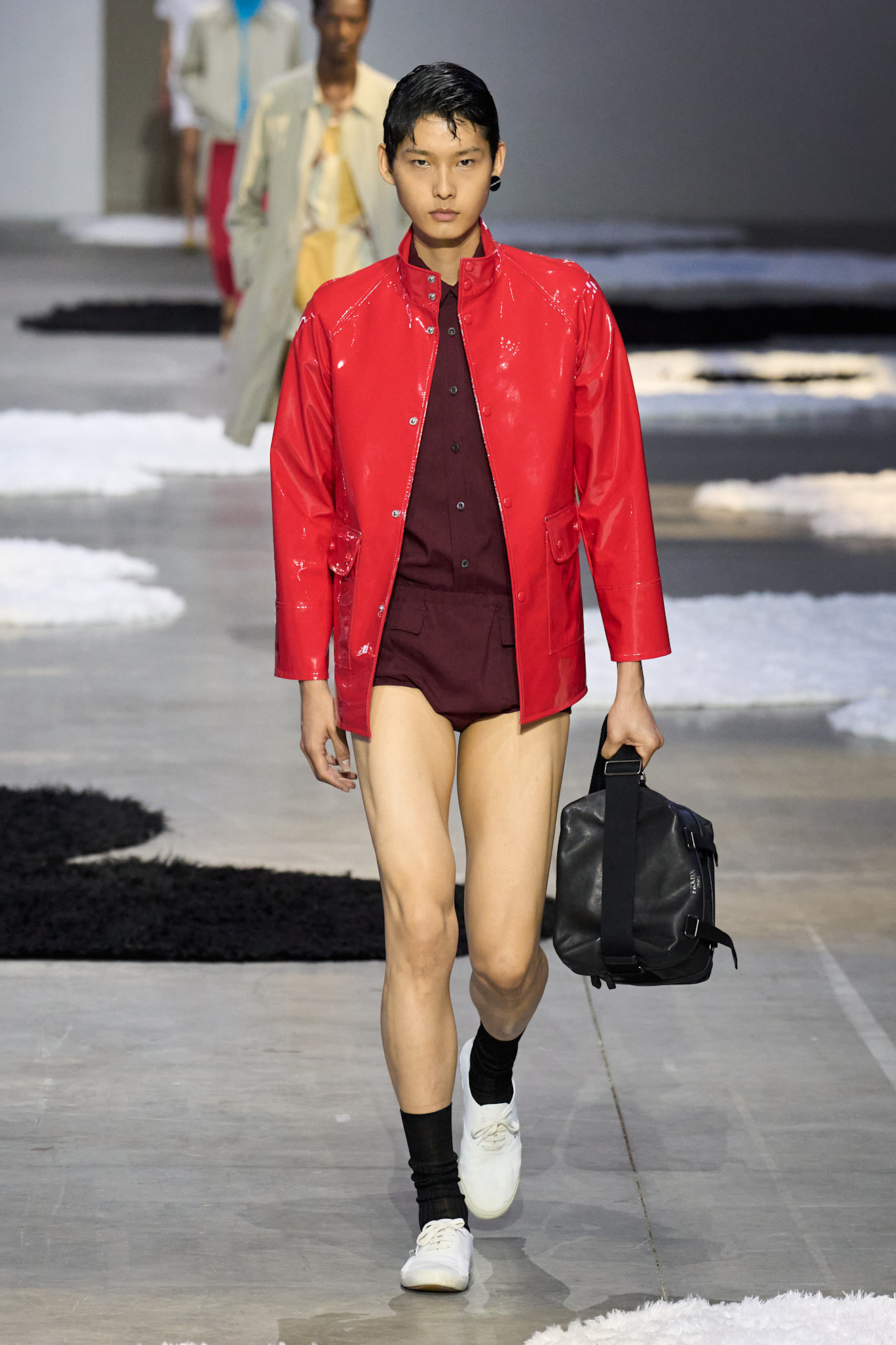 Een look van Prada menswear lente/zomer 2026