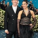 Dua Lipa en Callum Turner bij het Met Gala 2025