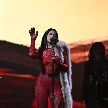 dua-lipa-praat-en-zingt-nederlands-tijdens-concert-wat-is-haar-link-met-nederland-349022