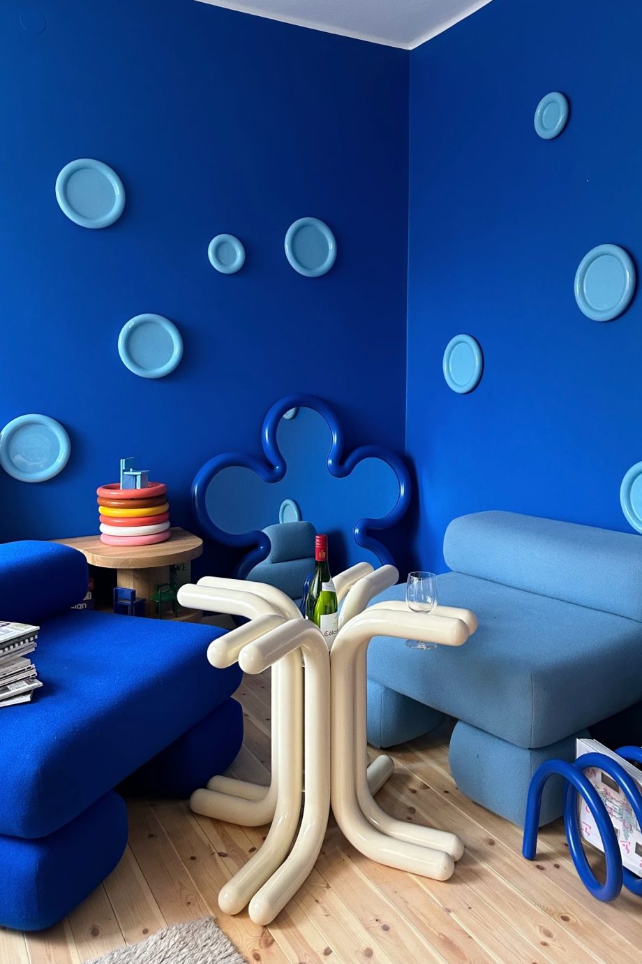 de-speelse-interieurstijl-van-gustaf-westman-is-straks-te-koop-bij-ikea-349385