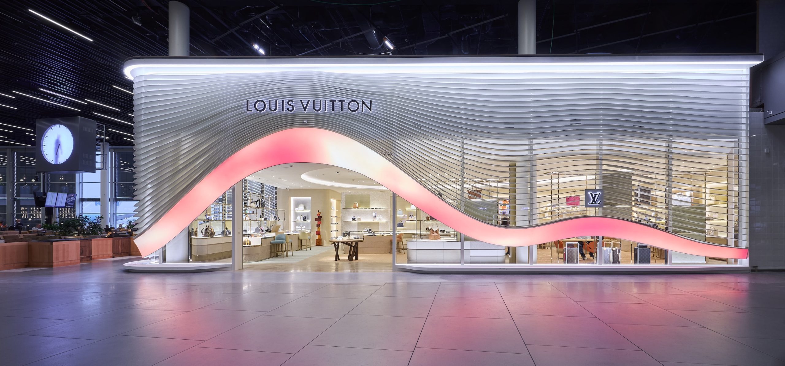 De nieuwe winkel van Louis Vuitton op Schiphol
