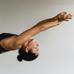 Yogahouding voor buikspieren