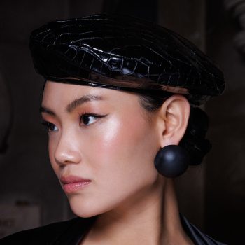 vogues-favoriete-fixing-en-setting-sprays-voor-een-glamoureuze-look-352287