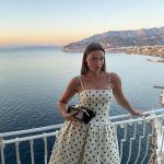 Vivian Hoorn bij het strand