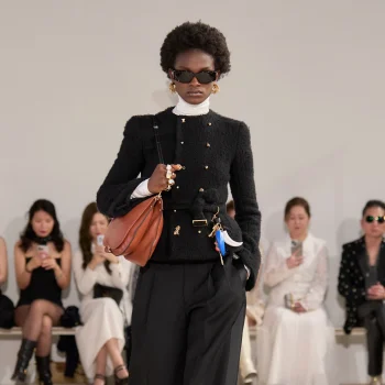 deze-franse-dansschoenen-uit-de-jaren-70-maken-een-comeback-383762