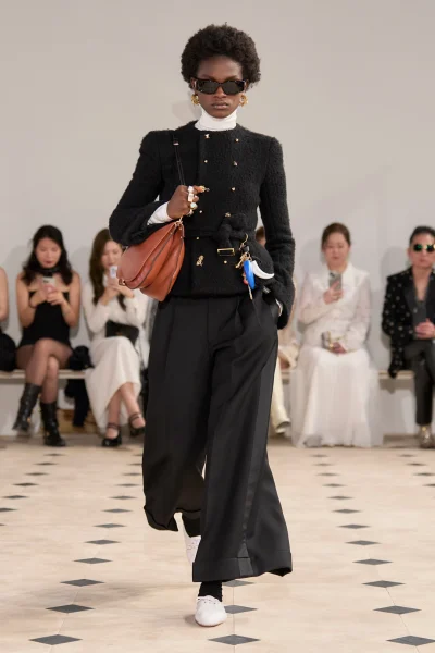 deze-franse-dansschoenen-uit-de-jaren-70-maken-een-comeback-383762