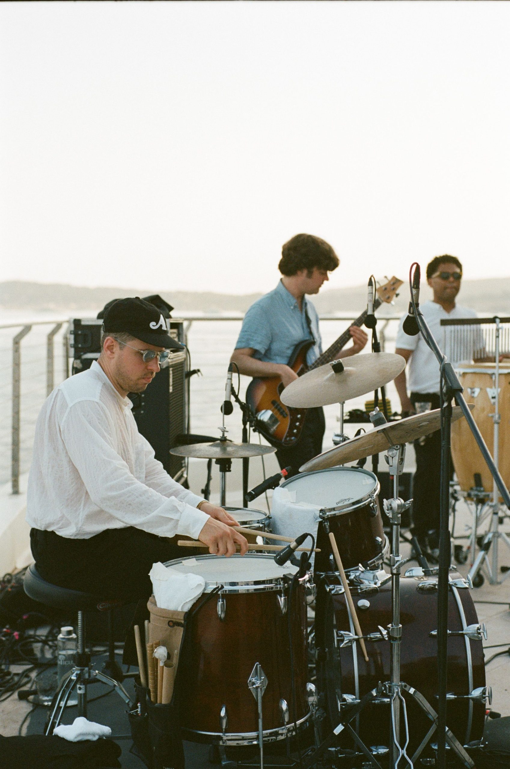 bruiloft kid cudi lola abecassis band