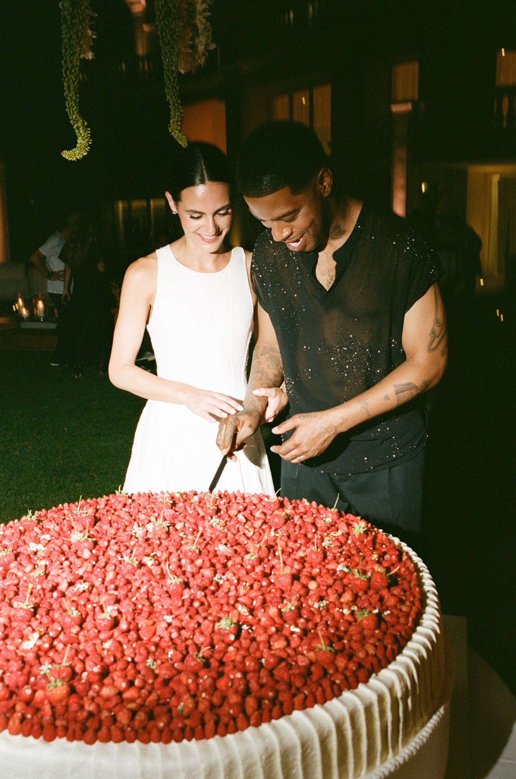 bruiloft kid cudi lola abecassis taart