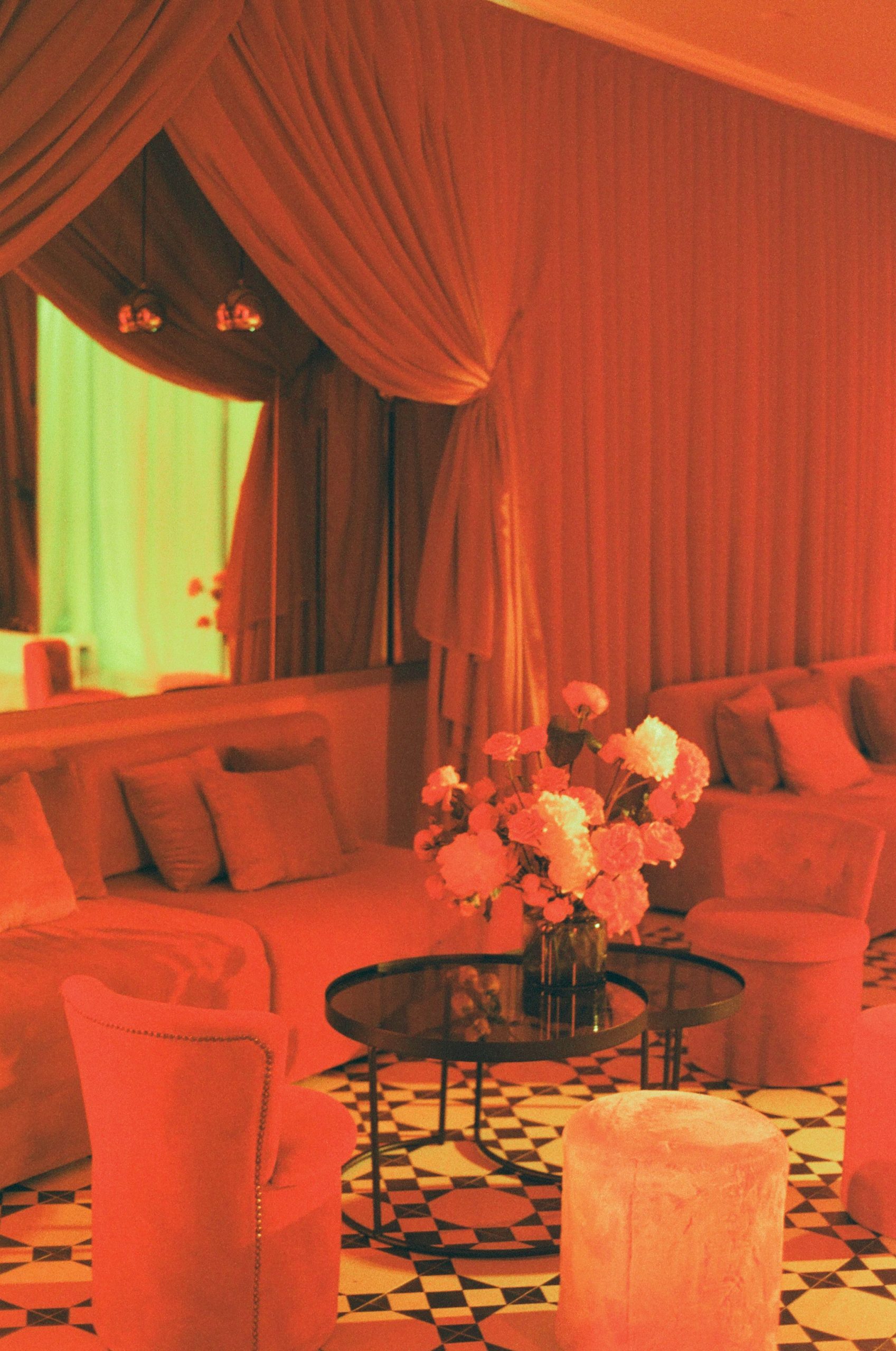 bruiloft kid cudi lola abecassis afterparty