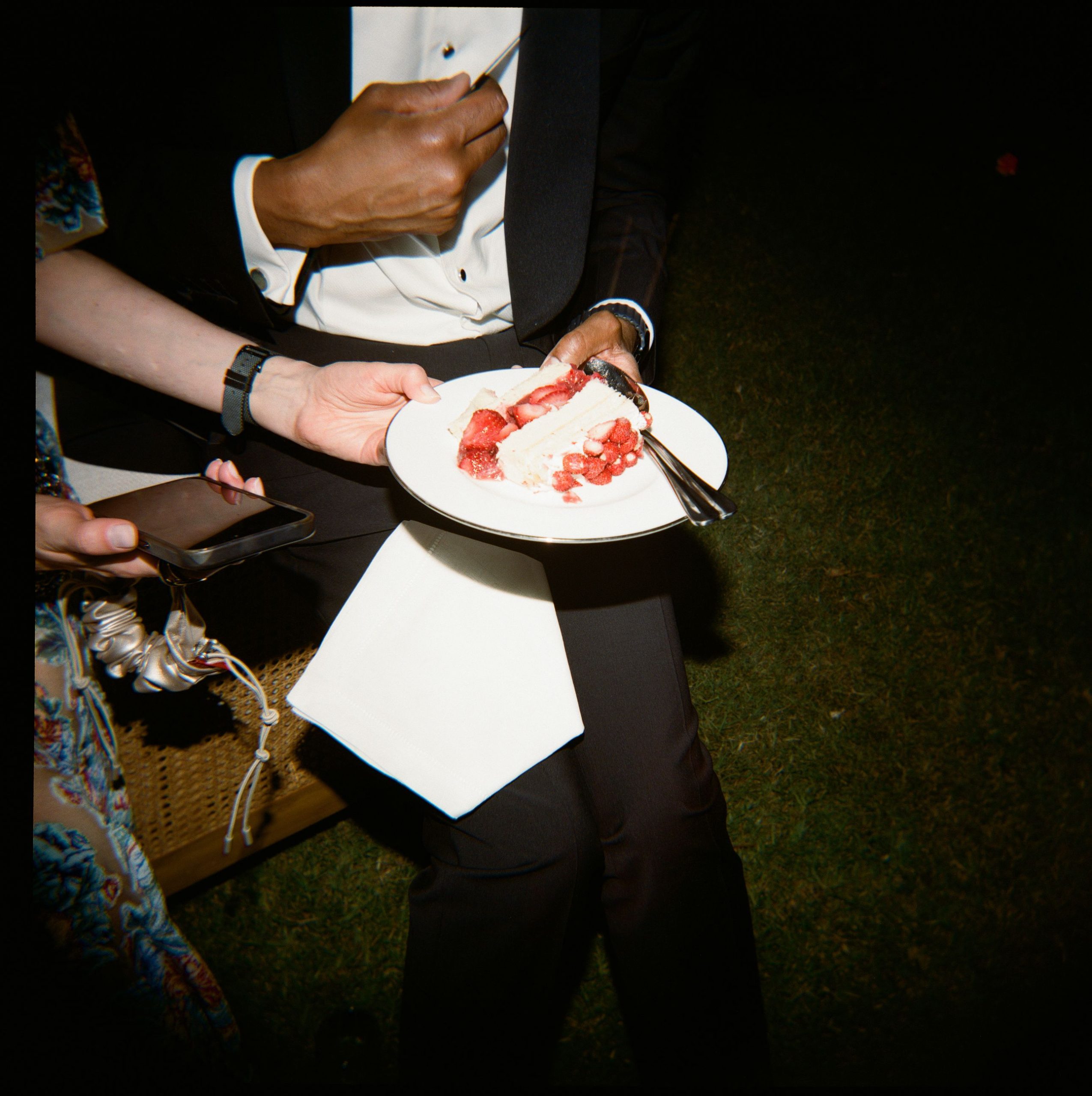 bruiloft kid cudi lola abecassis taart