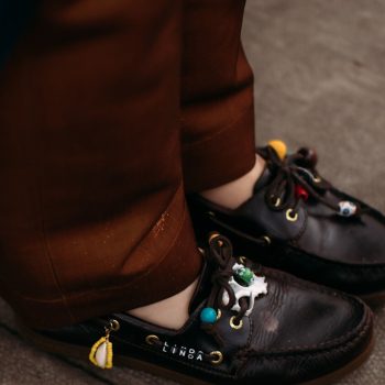 het-accessoire-voor-je-sneaker-de-shoe-charm-verovert-het-straatbeeld-355321