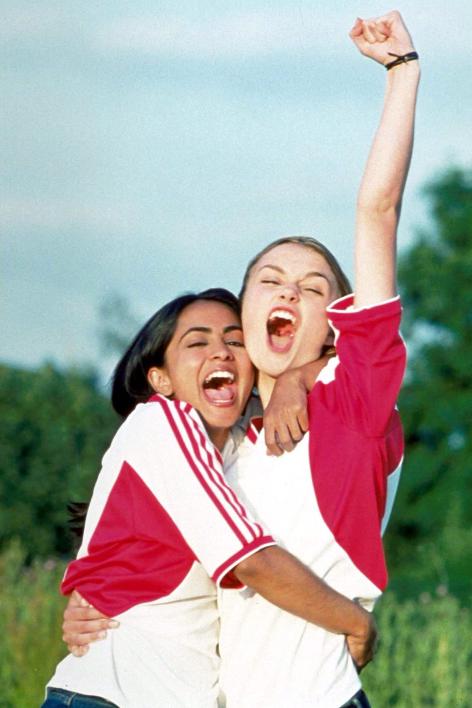 cultklassieker-bend-it-like-beckham-krijgt-na-25-jaar-eindelijk-een-vervolg-356325