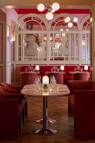 velbekomme-bij-deze-restaurants-schuiven-fashion-insiders-aan-in-kopenhagen-402318