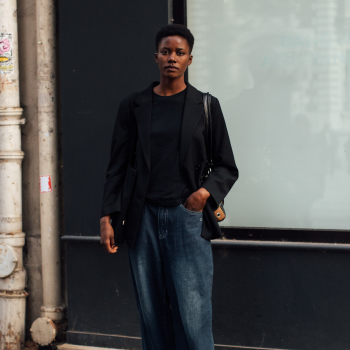 met-deze-tips-draag-je-altijd-de-juiste-schoenen-onder-je-wijde-broek-377083