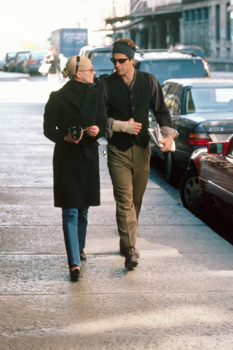 dit-najaar-trakteer-ik-mezelf-op-dezelfde-jeans-als-carolyn-bessette-kennedy-358879