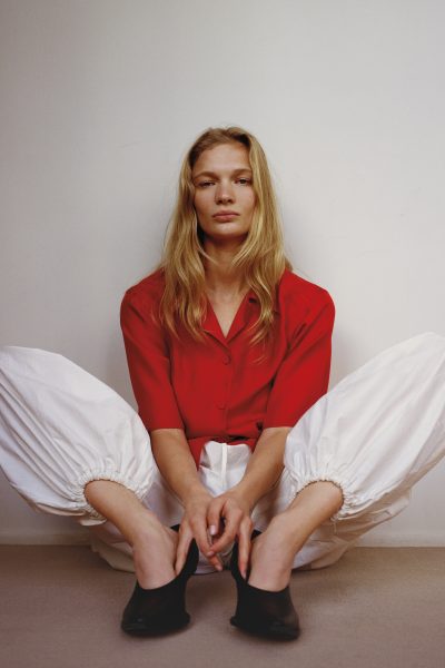 ik-had-het-niet-verwacht-maar-ik-ben-fan-van-de-nieuwe-harembroek-385776