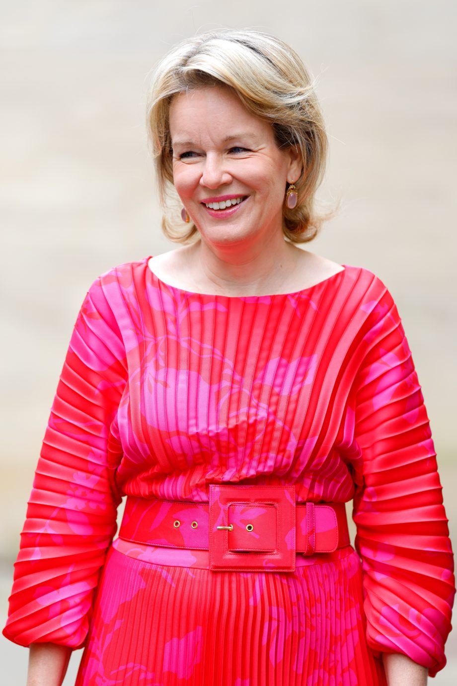 deze-merken-hangen-in-de-kledingkast-van-koningin-mathilde-359211