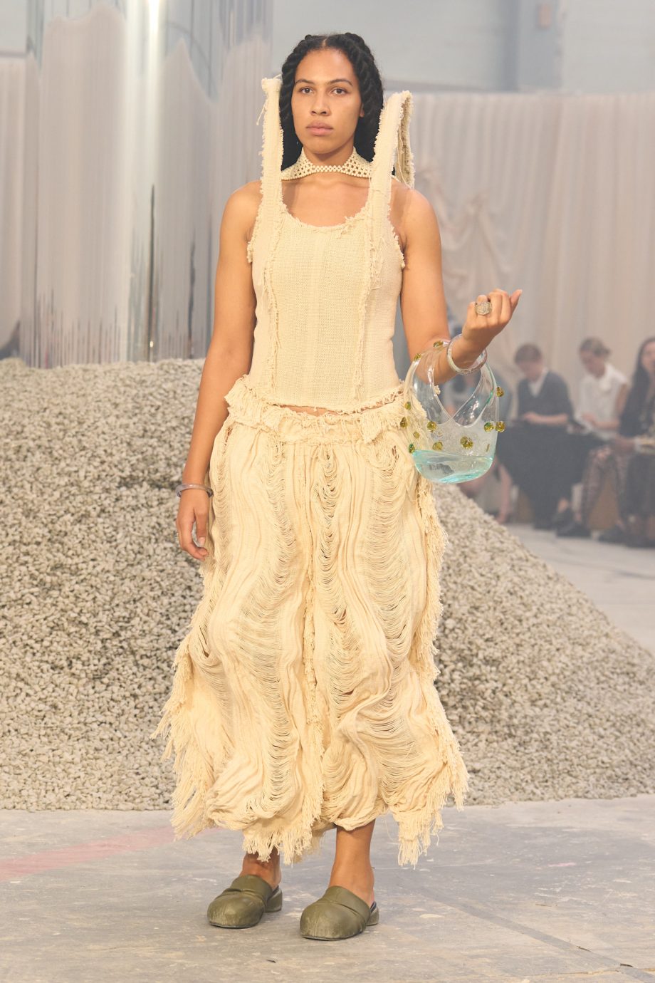 deze-show-had-ongetwijfeld-de-beste-accessoires-van-copenhagen-fashion-week-357841