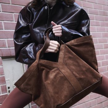 deze-klassieke-tas-is-deze-herfst-een-absolute-must-in-je-garderobe-412083