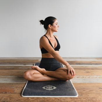 beginnen-met-yoga-deze-items-heb-je-zeker-nodig-357506