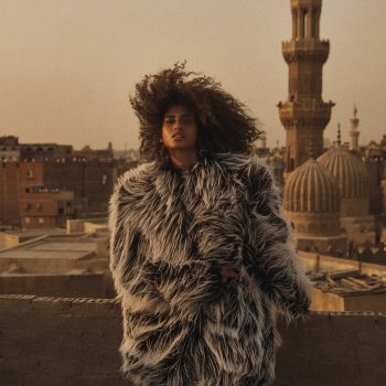 vogues-coverster-en-supermodel-imaan-hammam-mijn-roots-zijn-mijn-kracht-358704