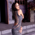 Jenna Ortega draagt gatenjurk bij Wednesday-event