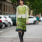 Strakke laarzen op straat tijdens CPHFW lente/zomer 2026