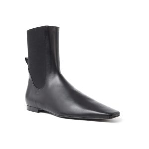 Enkellaarzen van Toteme