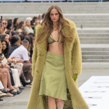 de-comeback-van-topshop-laat-zien-dat-we-niets-hebben-geleerd-van-onze-fouten-359512