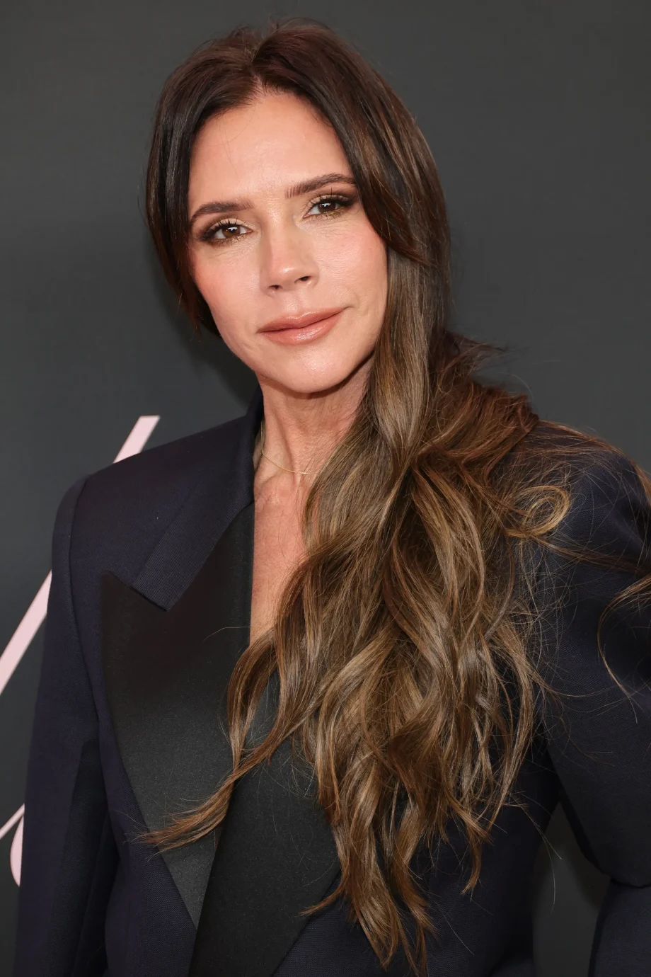 iedereen-heeft-het-over-de-princess-nails-van-victoria-beckham-358432