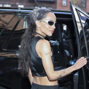 ook-zoe-kravitz-is-fan-van-het-haaraccessoire-van-het-moment-358558