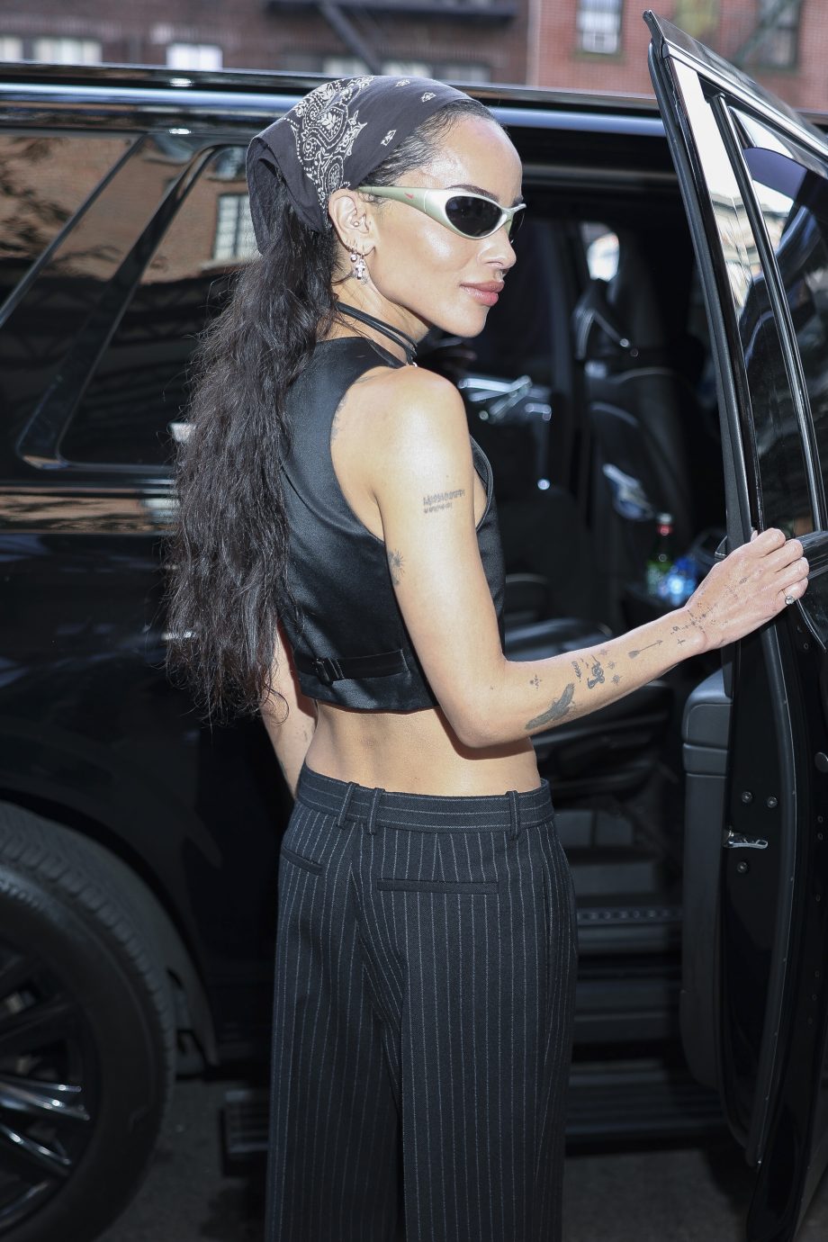 ook-zoe-kravitz-is-fan-van-het-haaraccessoire-van-het-moment-358558