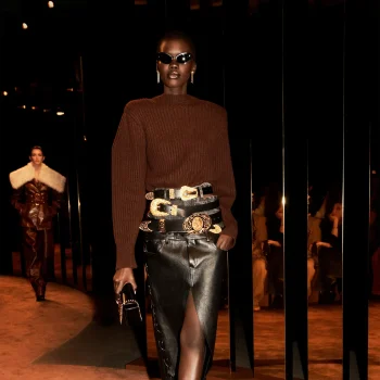 vogue-zet-de-8-grootste-truientrends-van-dit-najaar-op-een-rij-363589