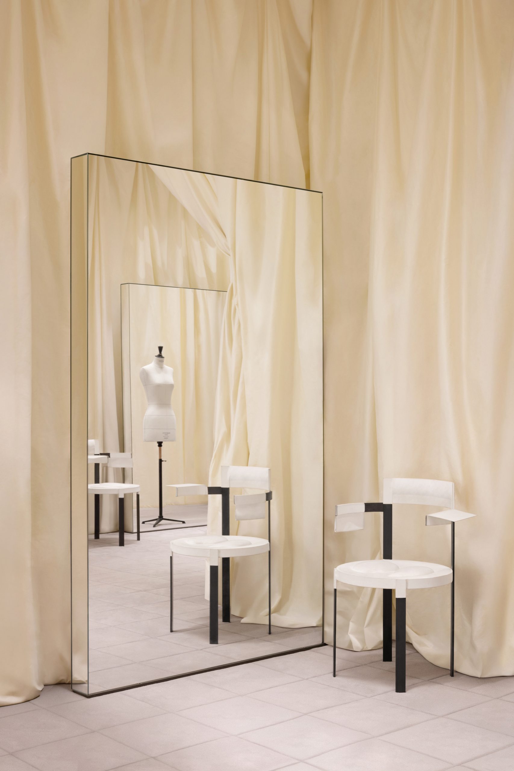 acne studios fitting room hoofdkantoor parijs