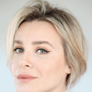 victoria-koblenko-brengt-dit-bijzondere-verhaal-achter-de-oorlog-in-oekraine-naar-het-theater-364046