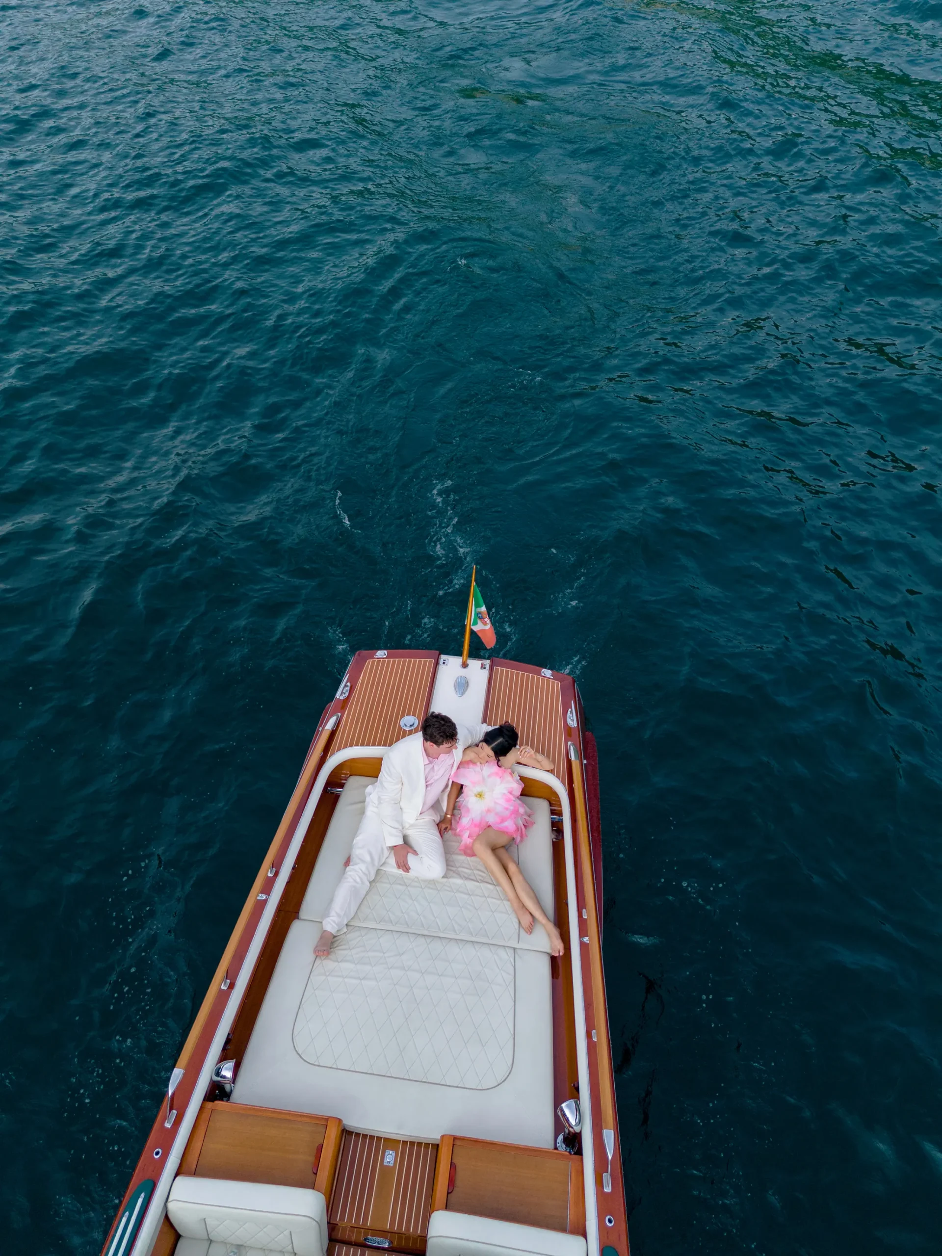 Boot op het Comomeer met het paar