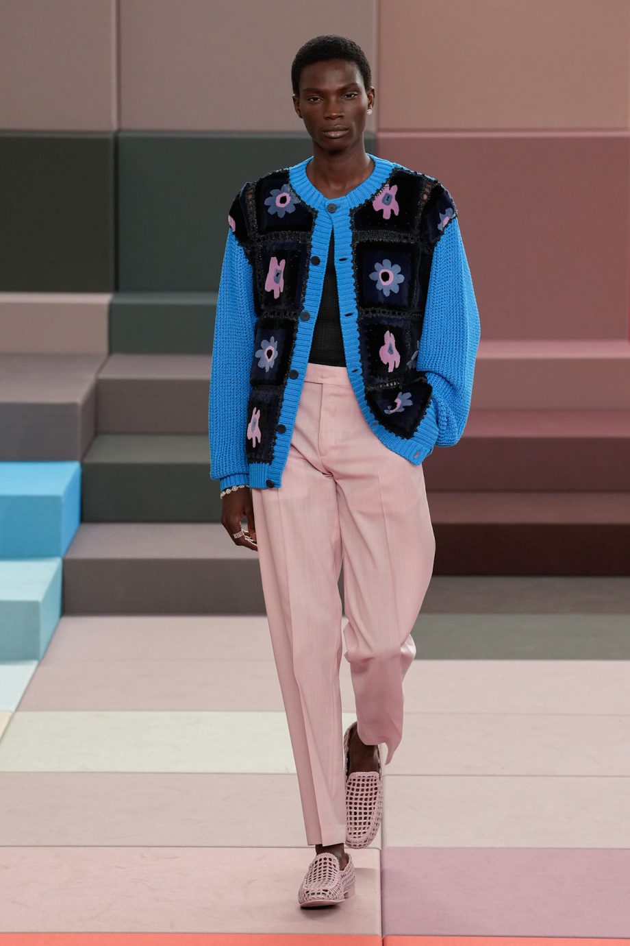 fendi-brengt-een-ode-aan-je-grootmoeder-tijdens-milan-fashion-week-364950