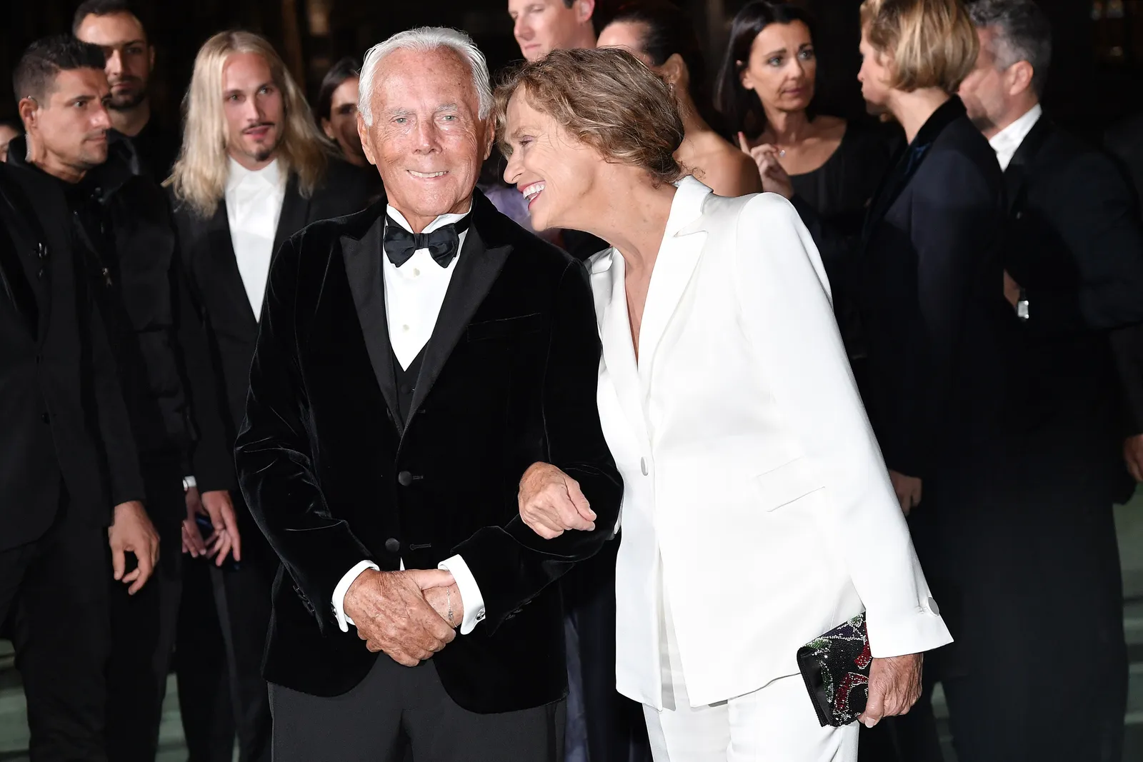 Giorgio Armani en Lauren Hutton bij de Green Carpet Fashion Awards in Milaan 2017