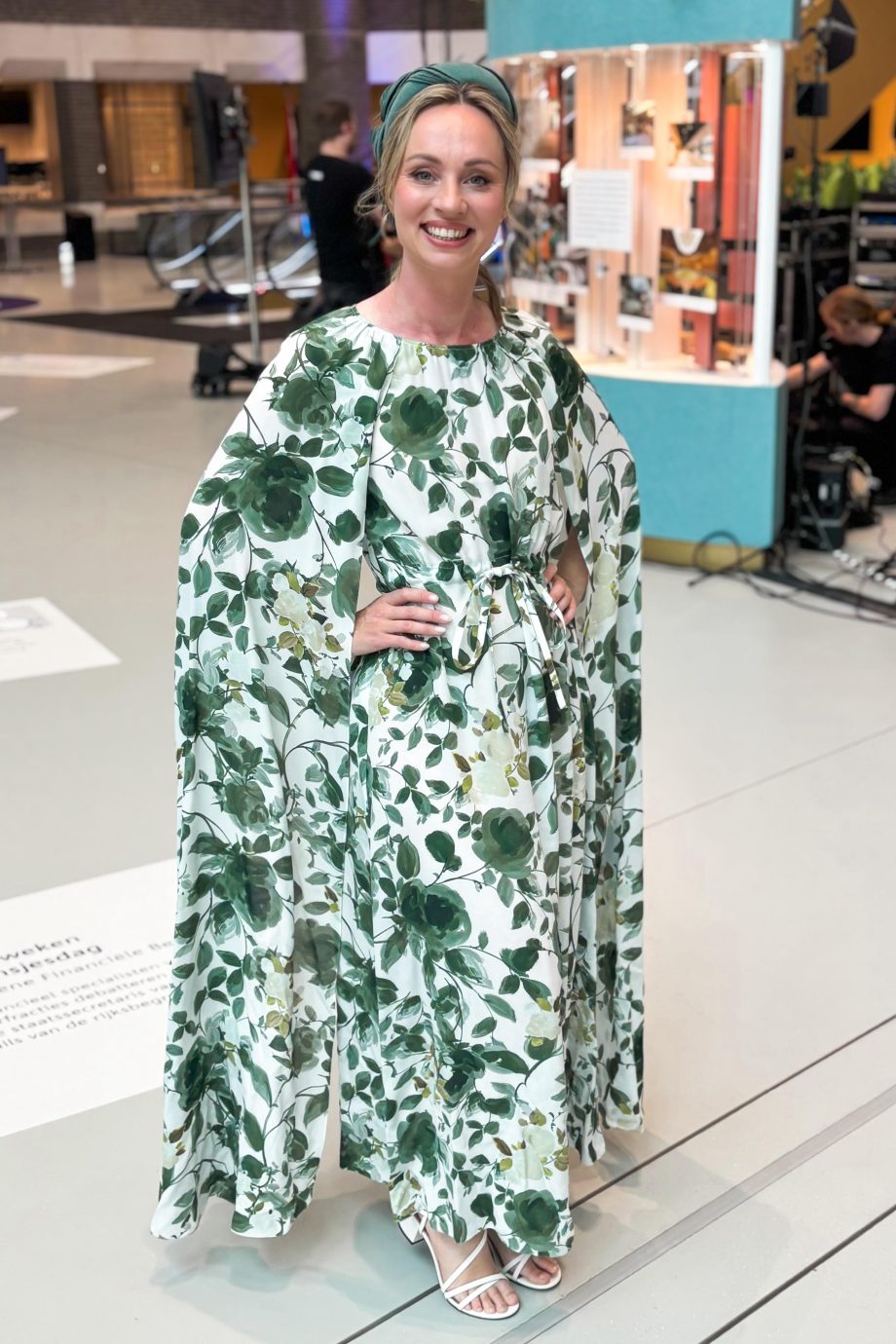 ilana-rooderkerk-draagt-een-betekenisvolle-prinsjesdag-look-van-natan-363756