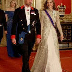 Kate Middleton draagt een schitterende tiara die geliefd was bij prinses Diana tijdens het staatsdiner in Windsor Castle