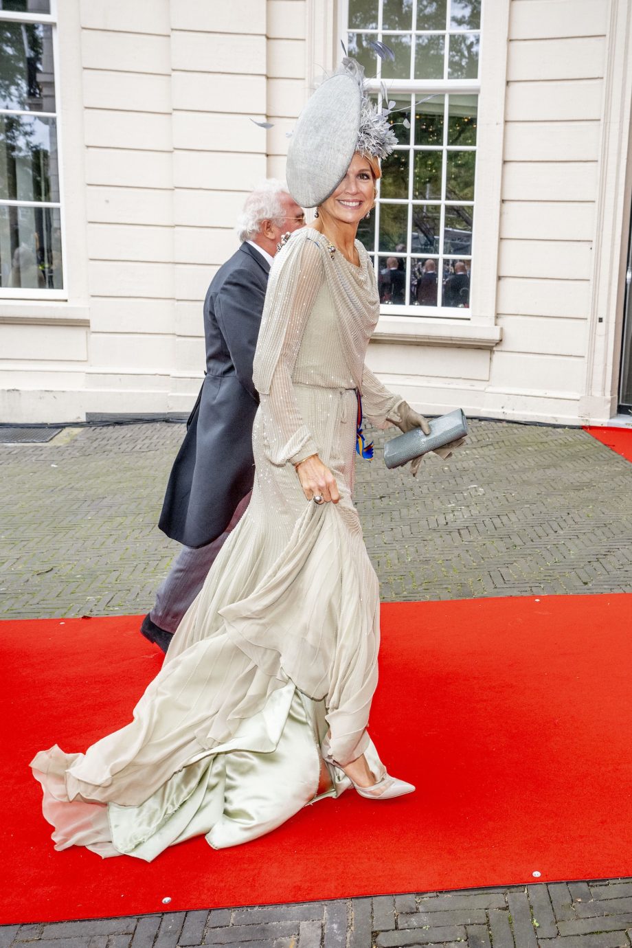 koningin-maxima-draagt-14-jaar-oude-jurk-opnieuw-tijdens-prinsjesdag-2025-363711