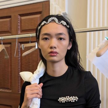 zeg-het-met-make-up-simone-rocha-introduceert-de-statement-lip-364455