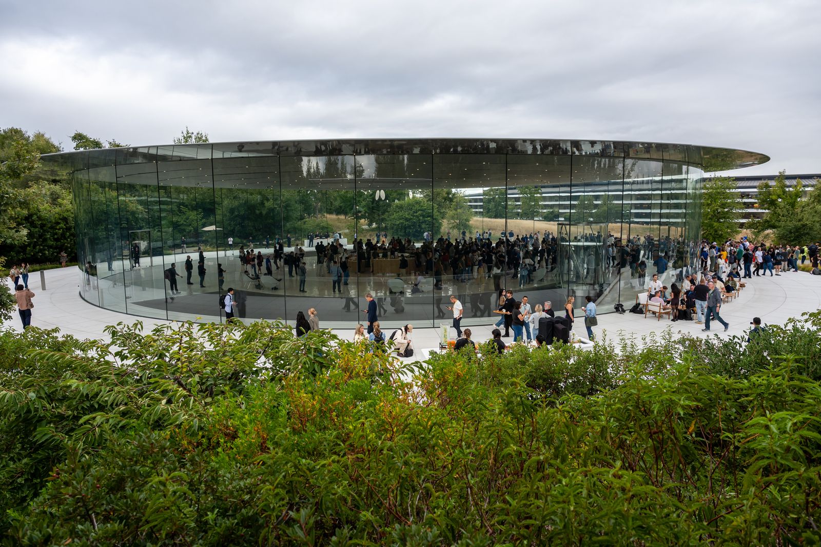 Steve jobs theater apple