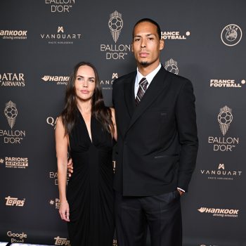 sarina-wiegman-schrijft-geschiedenis-bij-voetbalgala-in-parijs-364769