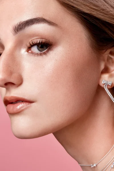 met-deze-sieraden-geef-je-de-feestdagen-nog-meer-betekenis-368163