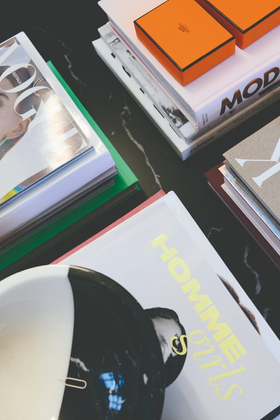 10-leerzame-modeboeken-om-je-geheugen-mee-op-te-frissen-366358