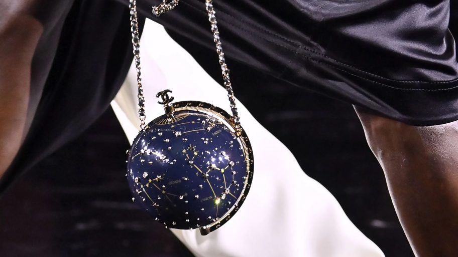 deze-tassen-in-de-debuutcollectie-van-matthieu-blazy-voor-chanel-moet-je-zien-366871