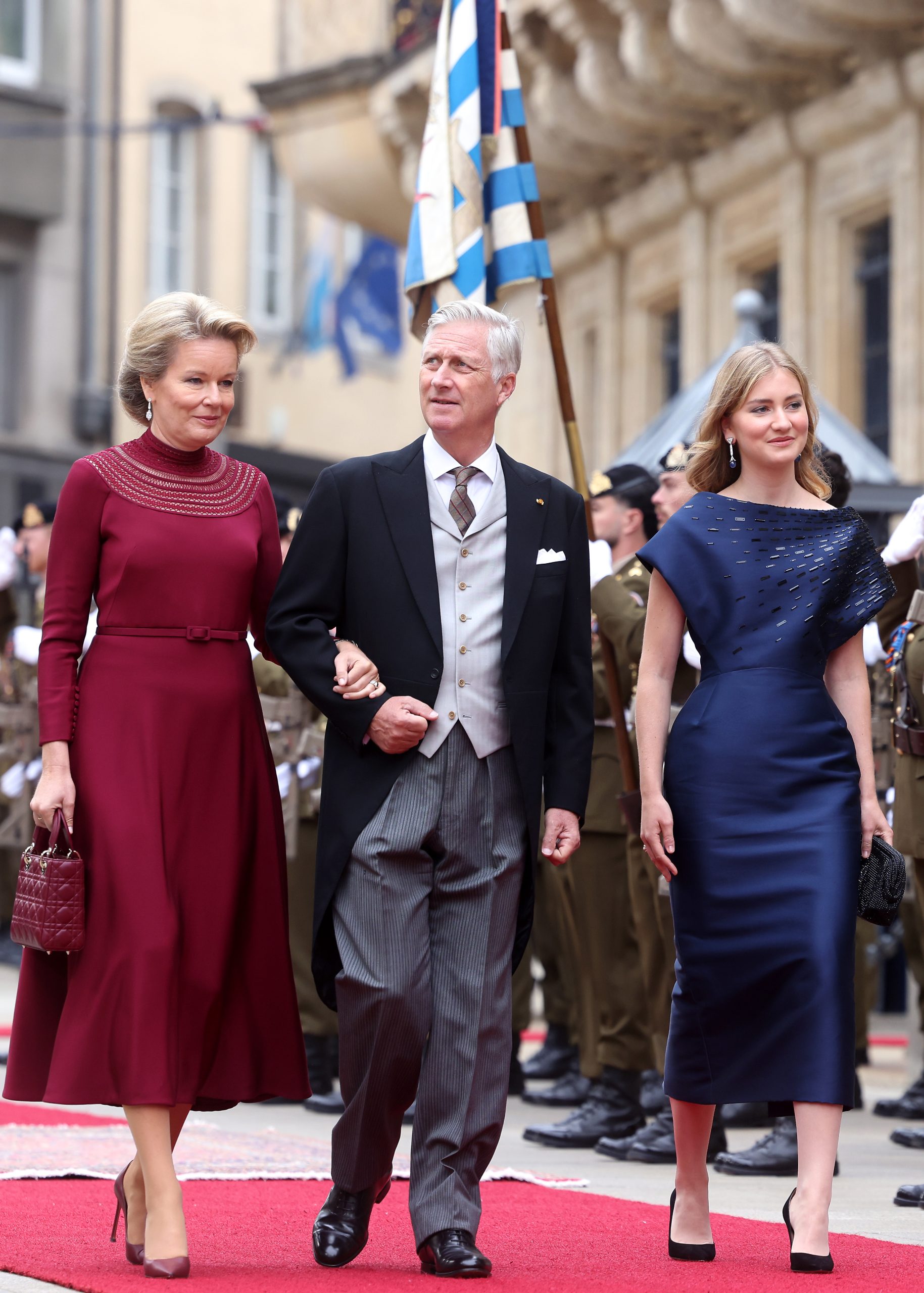 Koningin Mathilde en prinses Elisabeth in Luxemburg.